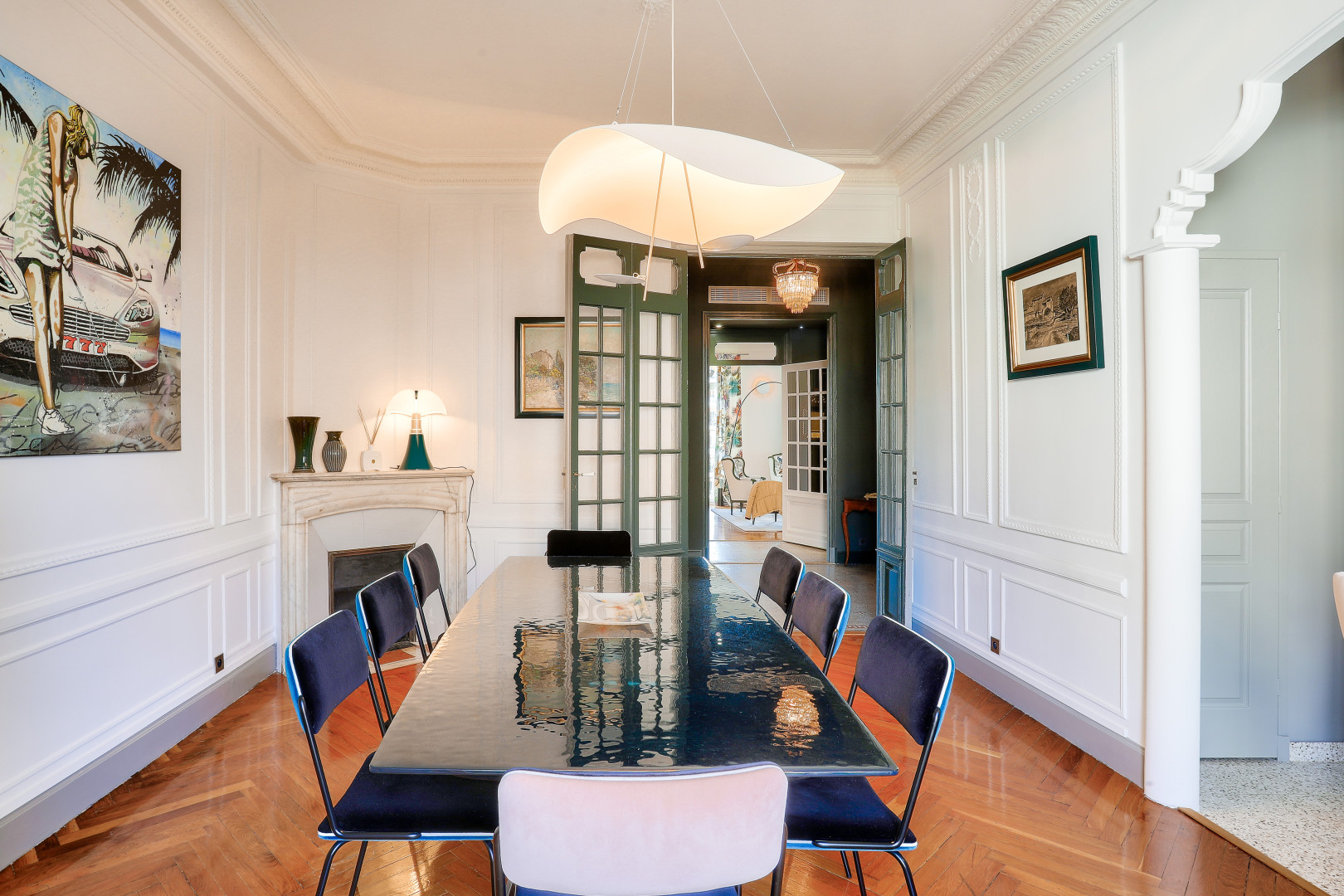 
                                                Vente
                                                 Exceptionnel appartement de 171 m2 situé au coeur du quartier des Musiciens avec vue sur les jardins Mozart