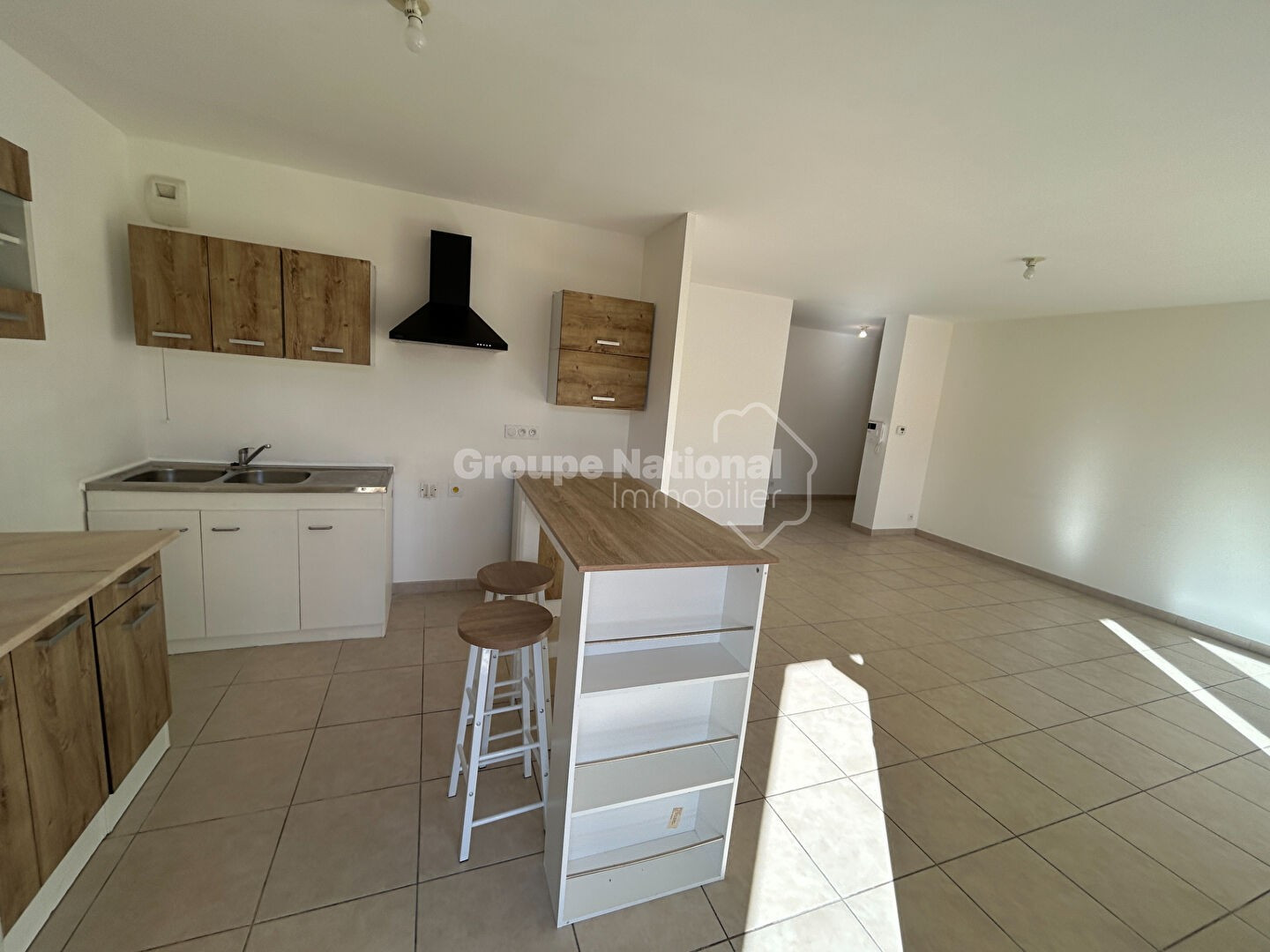 
                                                Vente
                                                 Exclusivité 100% IMMO