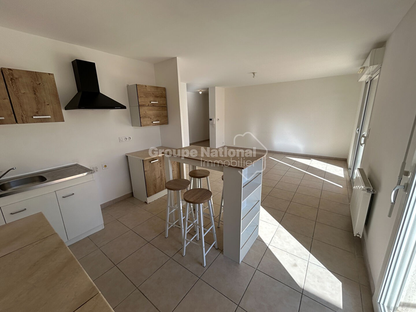 
                                                Vente
                                                 Exclusivité 100% IMMO