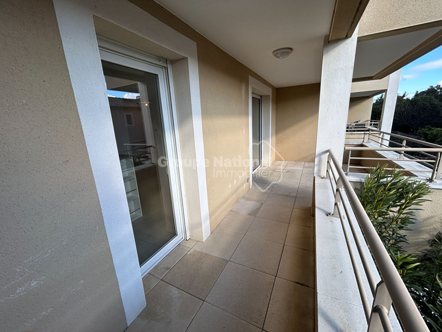 
                                                Vente
                                                 Exclusivité 100% IMMO