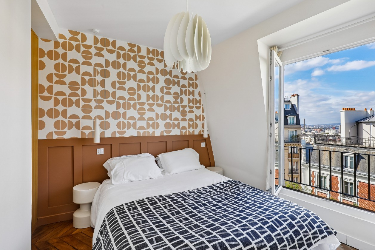 
                                                Vente
                                                 EXCLUSIVITE - 2P Rénové - Lamarck Caulaincourt