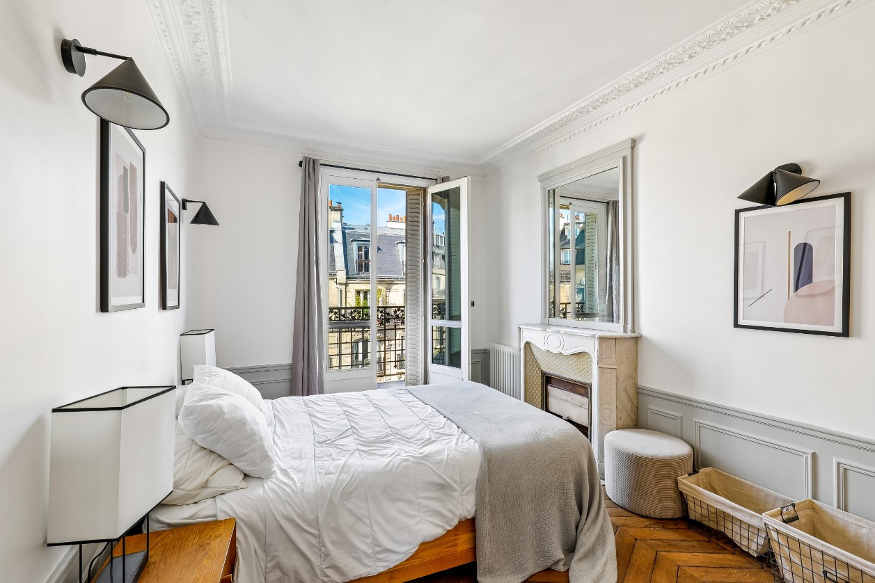 
                                                Vente
                                                 EXCLUSIVITE- 3P rénové - Lamarck Caulaincourt