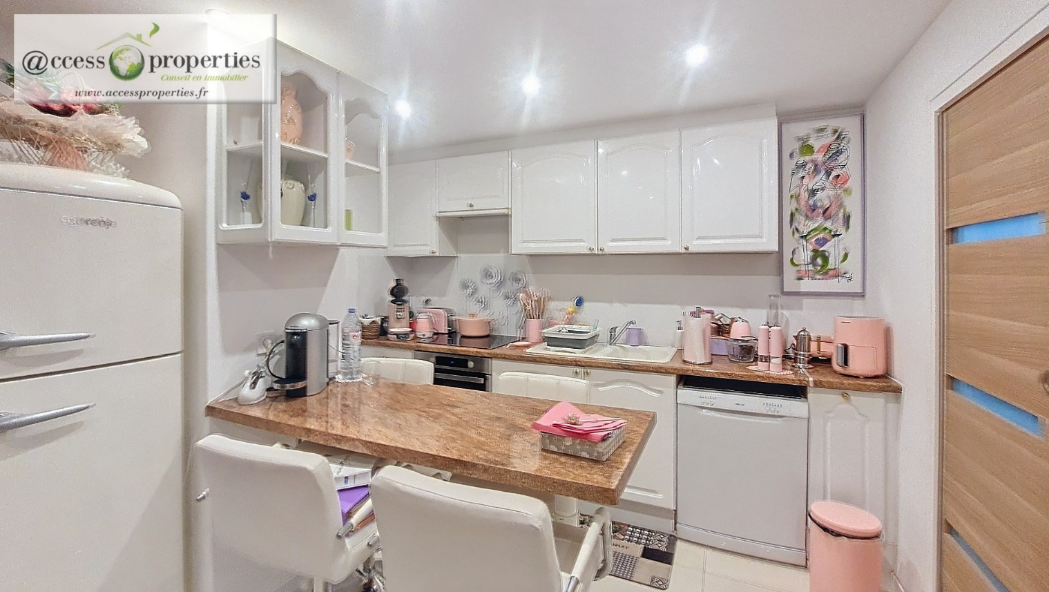 
                                                Vente
                                                 SOUS COMPROMIS 2 pièce(s) 41 m² - parking