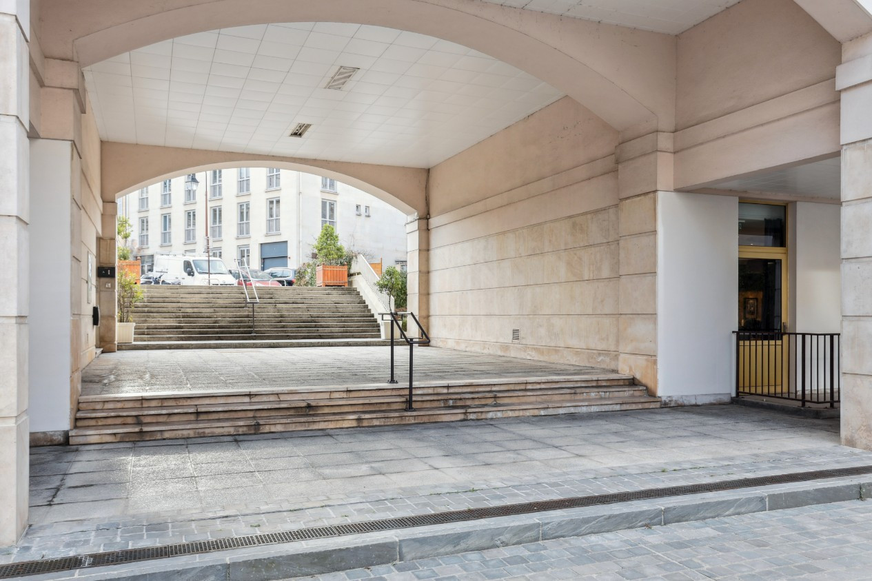 
                                                Vente
                                                 Exclusivité Appartement 3 pièces - Versailles