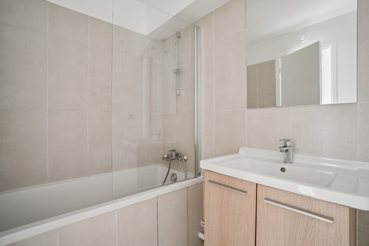 
                                                Vente
                                                 Exclusivité Appartement 3 P Versailles Château