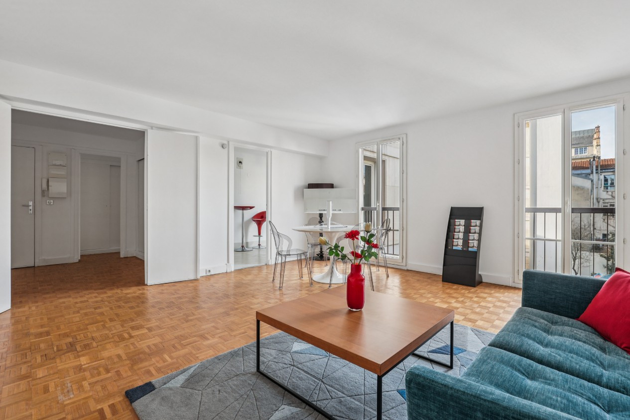 
                                                Vente
                                                 Exclusivité Appartement 4 pièces - Versailles
