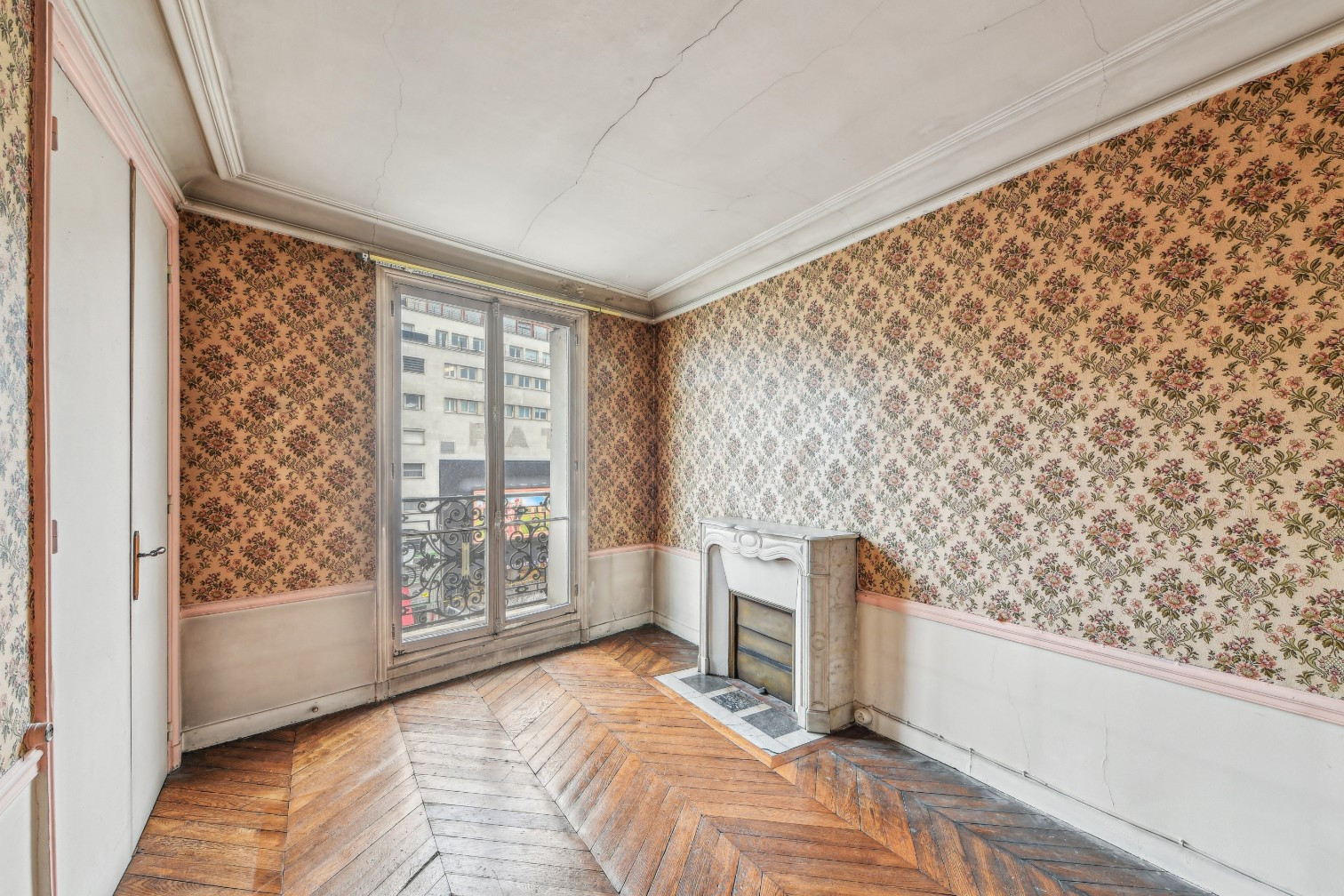 
                                                Vente
                                                 EXCLUSIVITÉ – Appartement 5 pièces - Pl de Clichy