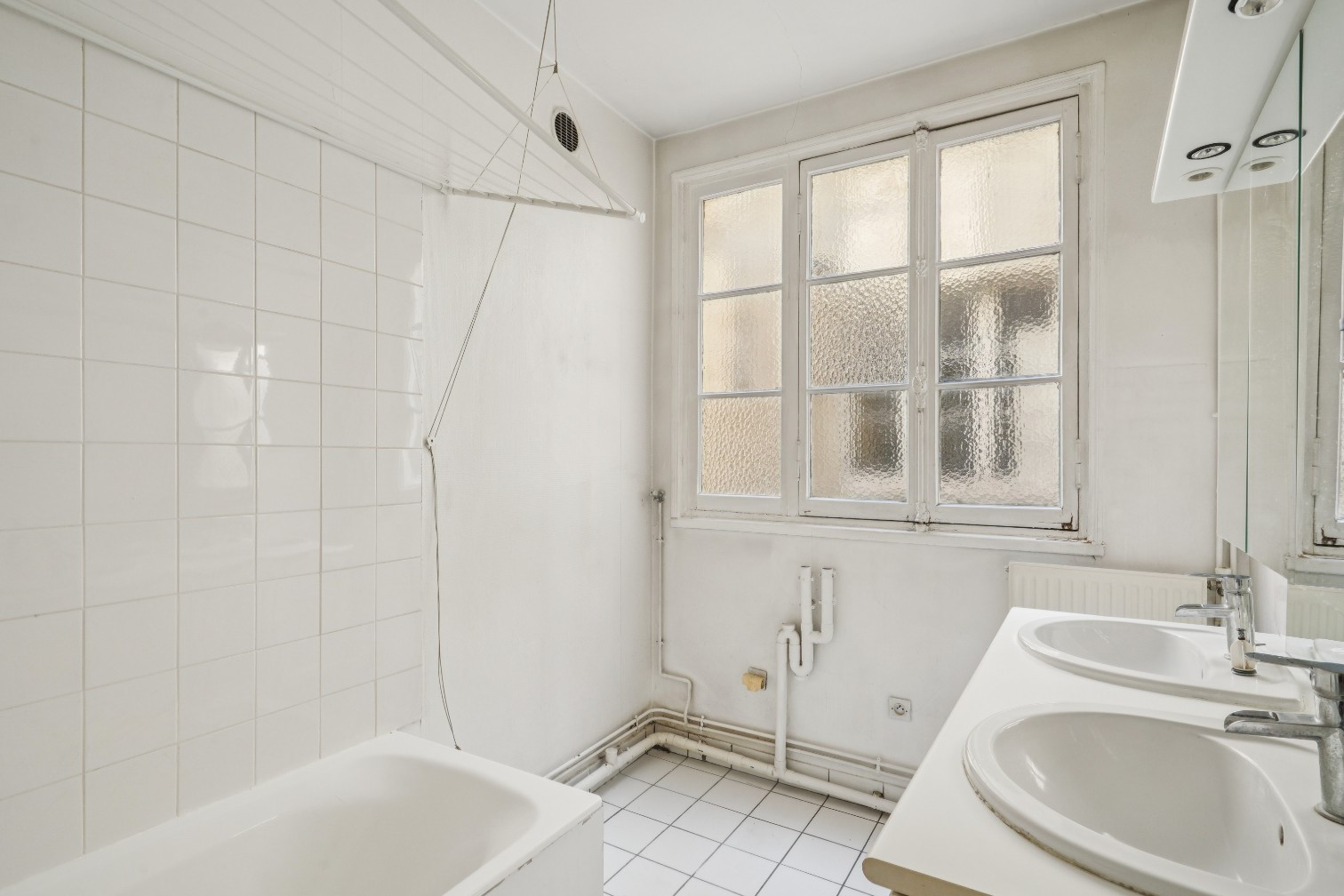 
                                                Vente
                                                 EXCLUSIVITÉ – Appartement 5 pièces - Pl de Clichy