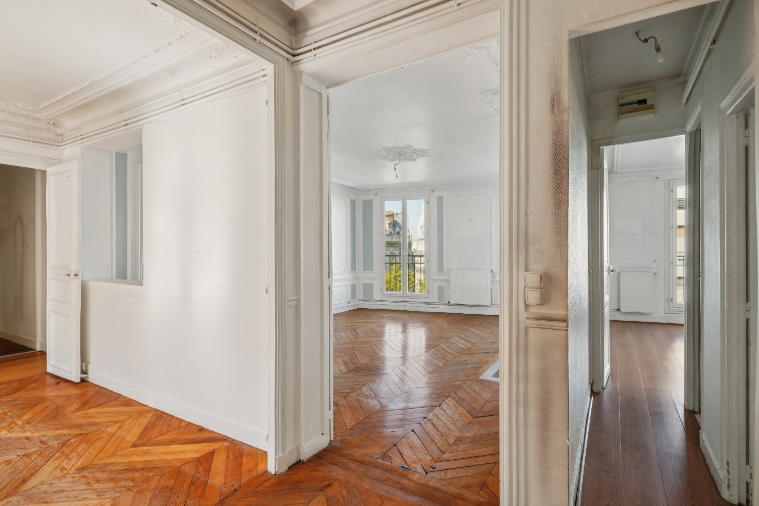 
                                                Vente
                                                 EXCLUSIVITÉ – Appartement 5 pièces - Pl de Clichy