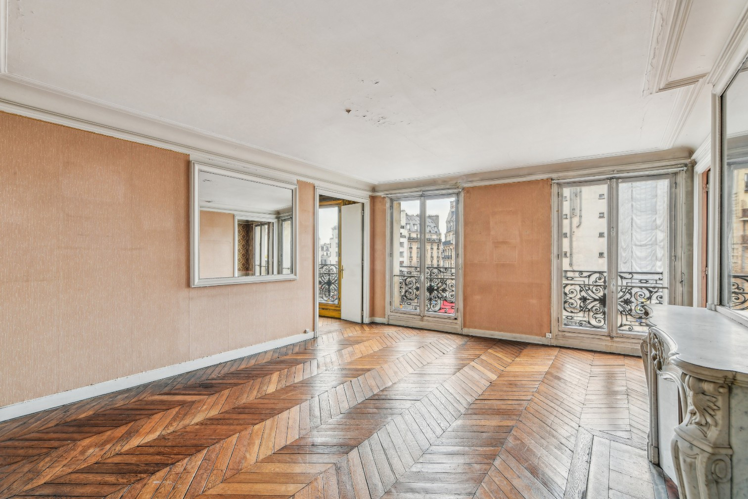 
                                                Vente
                                                 EXCLUSIVITÉ – Appartement 5 pièces - Pl de Clichy