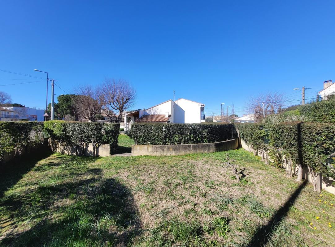 
                                                Vente
                                                 Exclusivité - Avignon extra muros - Maison 4 pièces, 2 chambres - terrain de 650m² , véranda et garage