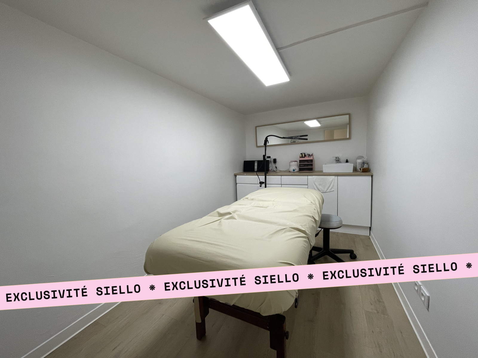 
                                                Vente
                                                 EXCLUSIVITE - CAGNES SUR MER - MURS LIBRES MAGASIN DUPLEX 100m2 env - GRANDES VITRINES