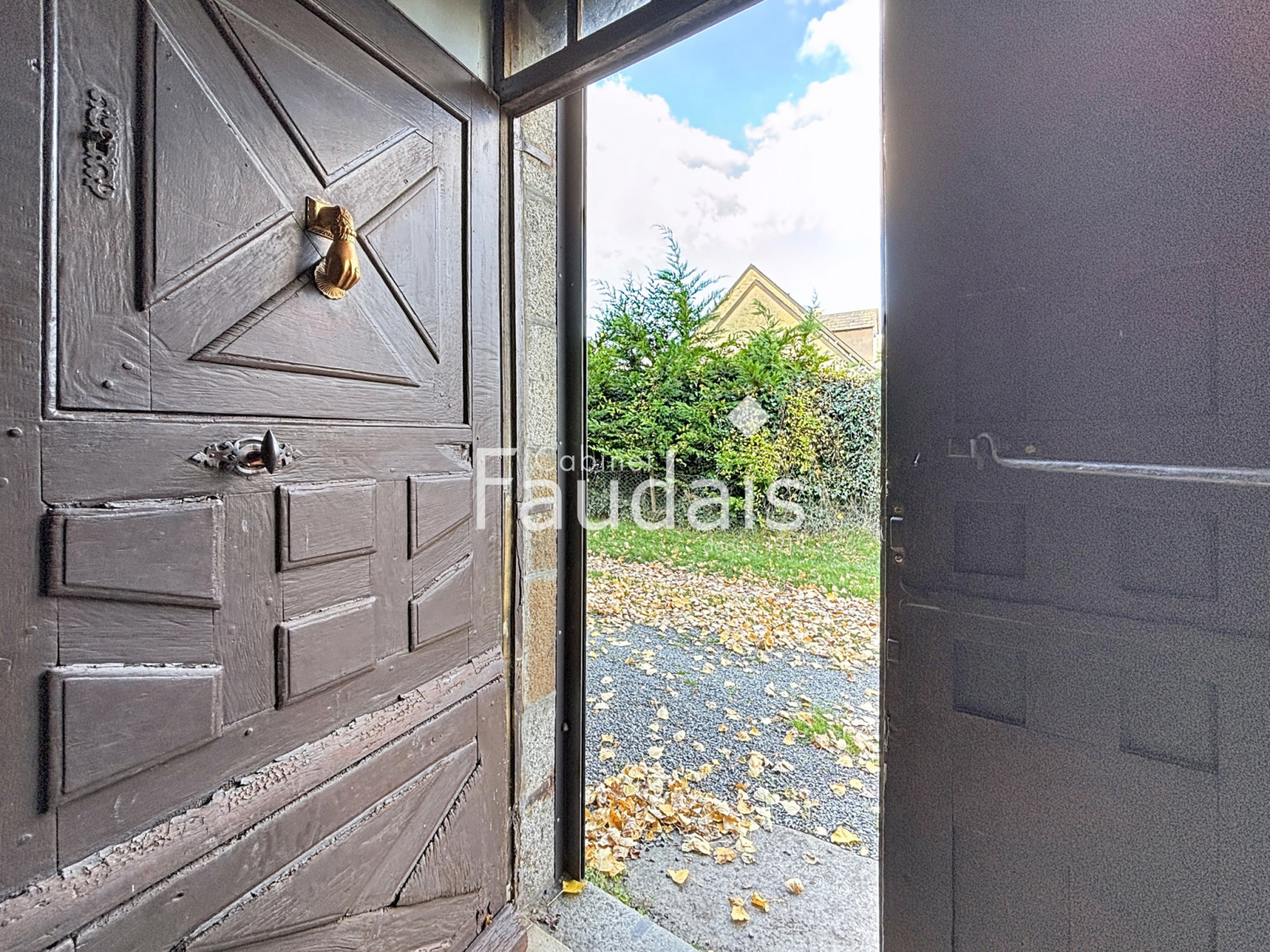 
                                                Vente
                                                 EXCLUSIVITE - LONGERE EN PIERRE AUX PORTES DU MONT SAINT MIC