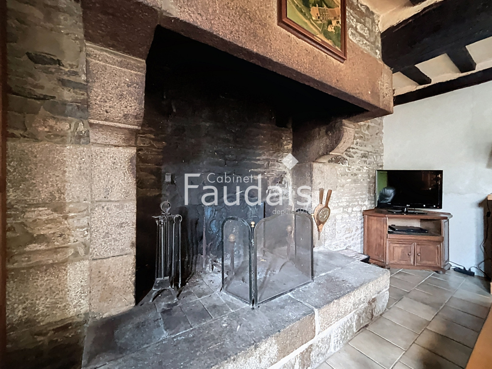 
                                                Vente
                                                 EXCLUSIVITE - LONGERE EN PIERRE AUX PORTES DU MONT SAINT MIC