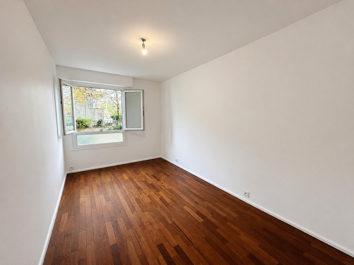 
                                                Vente
                                                 EXCLUSIVITÉ PARILLY : LA PÉPITE RÊVÉE, NEUVE ET CLÉS EN MAIN !