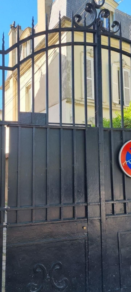 
                                                Location
                                                 Exclusivité - RUEIL-MALMAISON-T1-avec cave