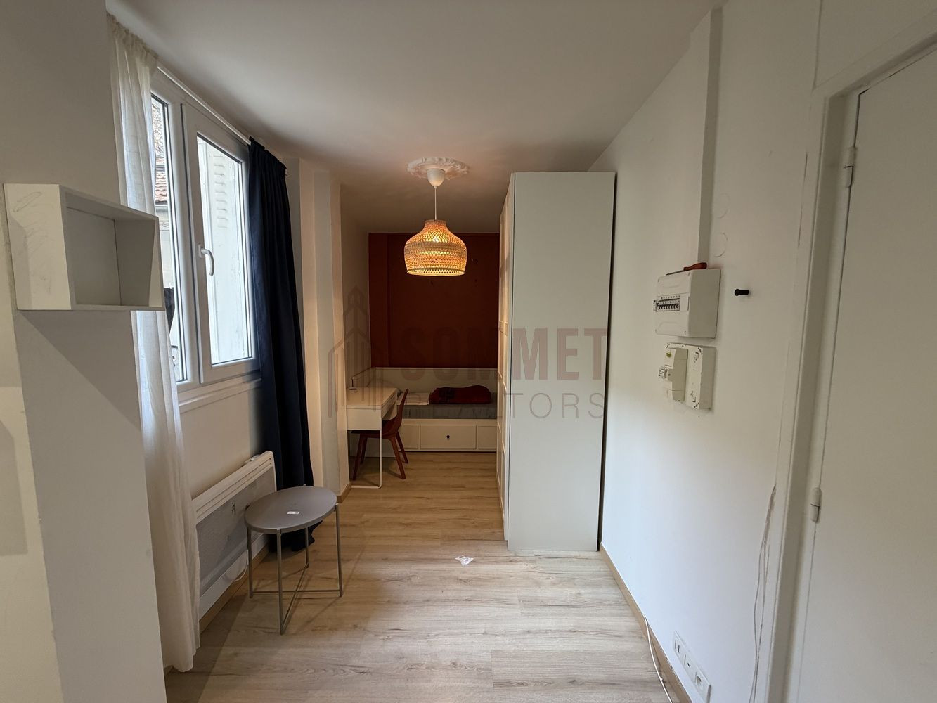 
                                                Vente
                                                 EXCLUSIVITÉ STUDIO MEUBLÉ – BORDS DE SEINE –