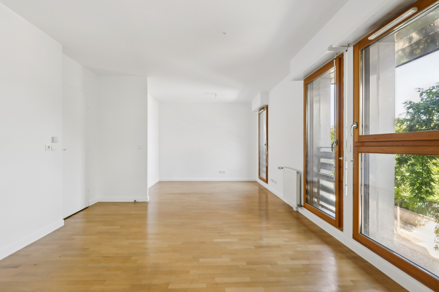 
                                                Vente
                                                 Exclusivité - Studio (modulable en 2 pièces)