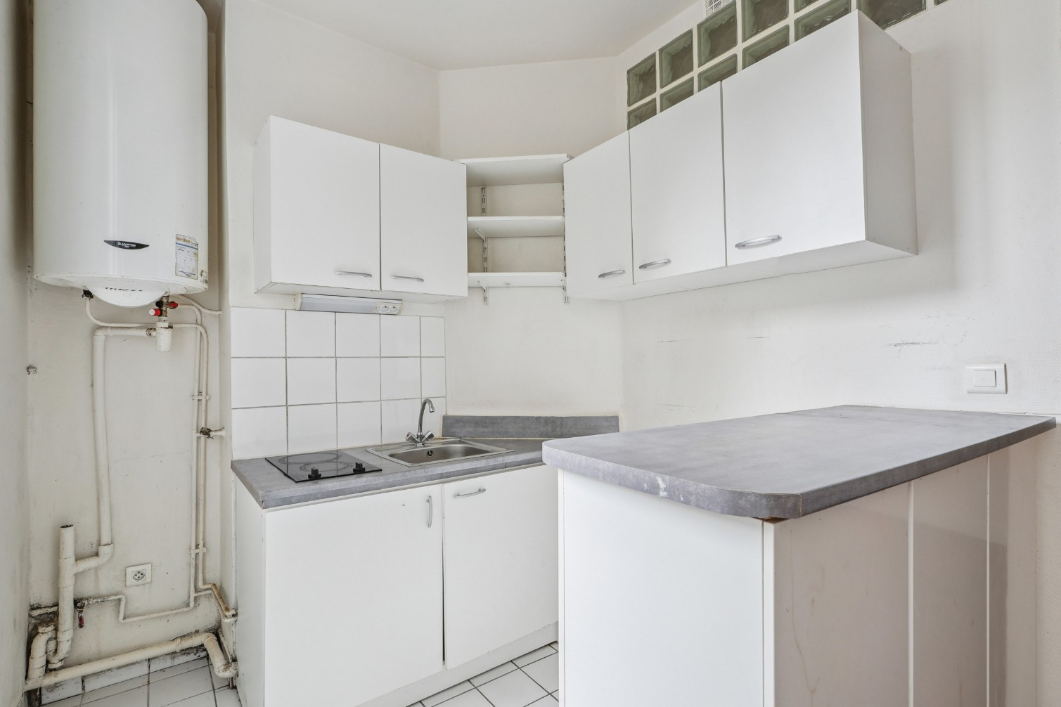 
                                                Vente
                                                 Exclusivité - Studio - Paris 18e