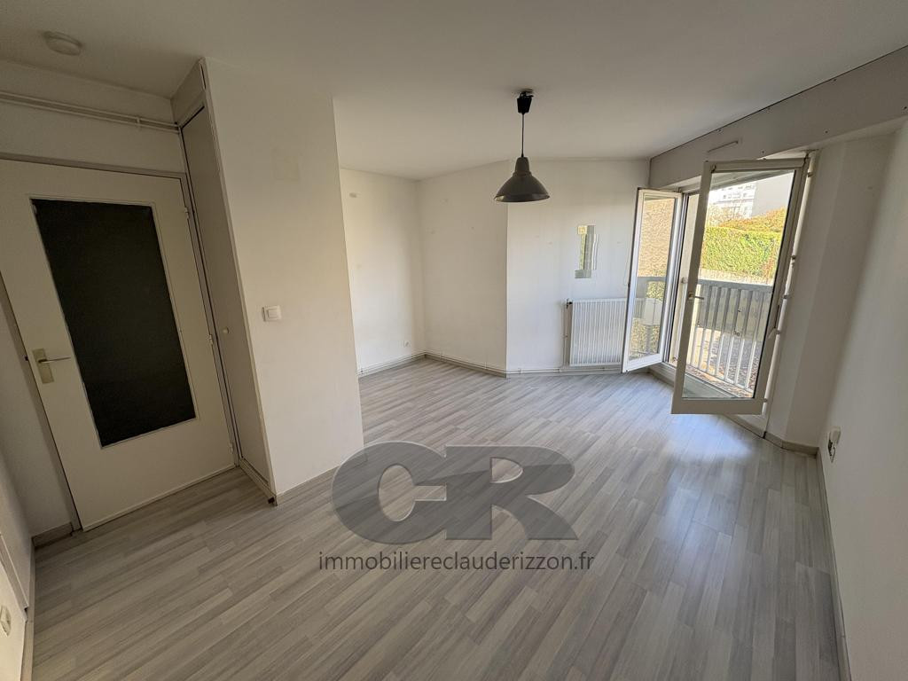 
                                                Location
                                                 F1 à louer - Secteur Fac de lettres/laxou