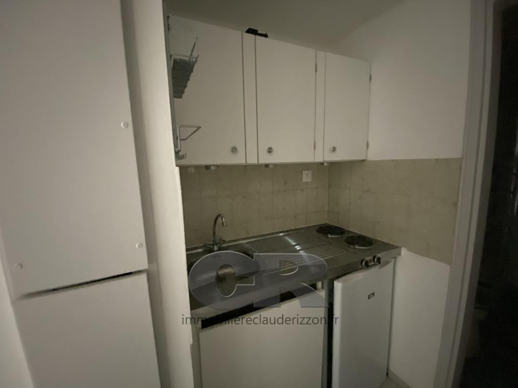 
                                                Location
                                                 F1 à louer - Secteur Fac de lettres/laxou