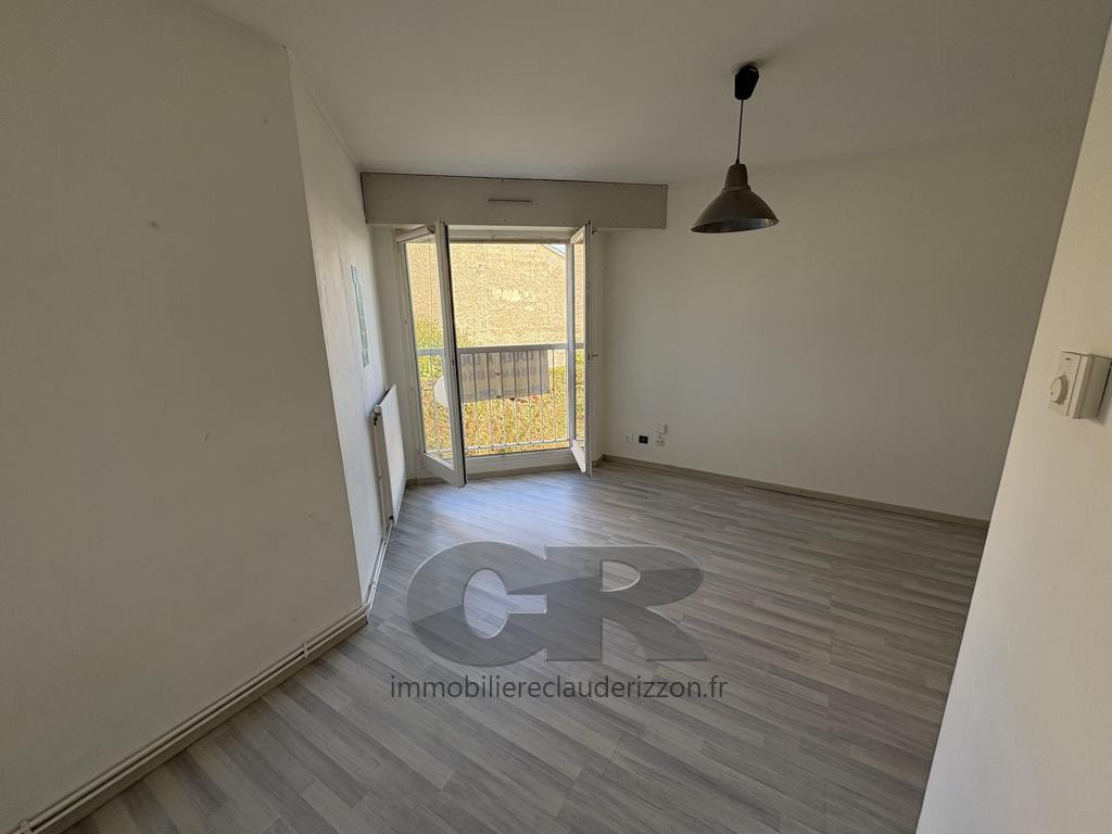 
                                                Location
                                                 F1 à louer - Secteur Fac de lettres/laxou