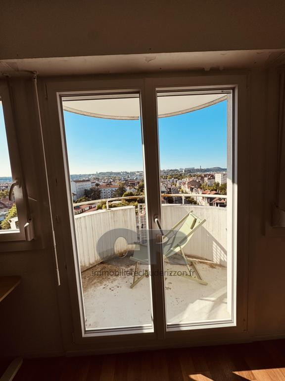 
                                                Location
                                                 f1 avec parking - secteur artem