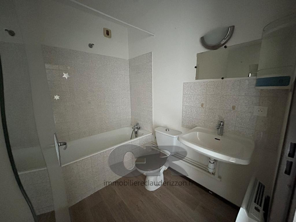
                                                Location
                                                 F1 bis avec parking / secteur Petit arbois Laxou
