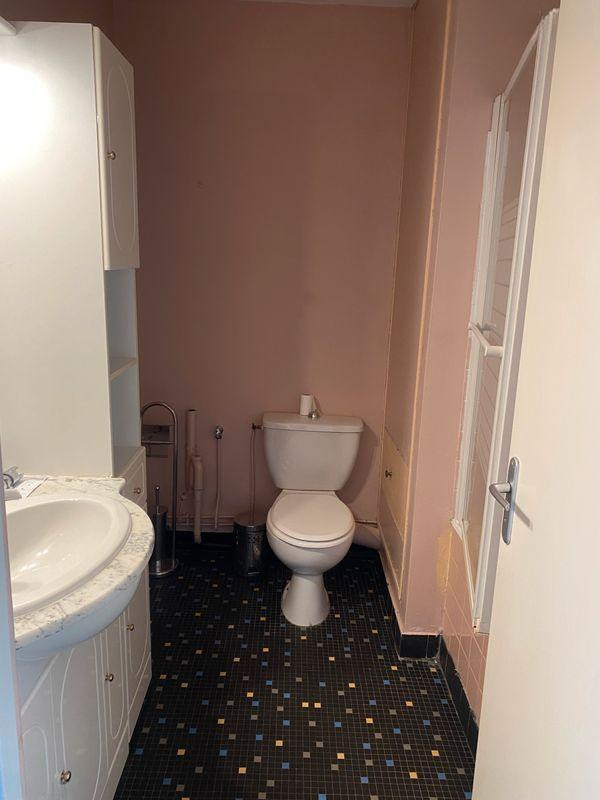 
                                                Location
                                                 F1 bis Rabelais