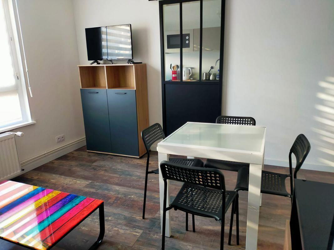 
                                                Location
                                                 F1 meublé 35m2 avenue de Colmar