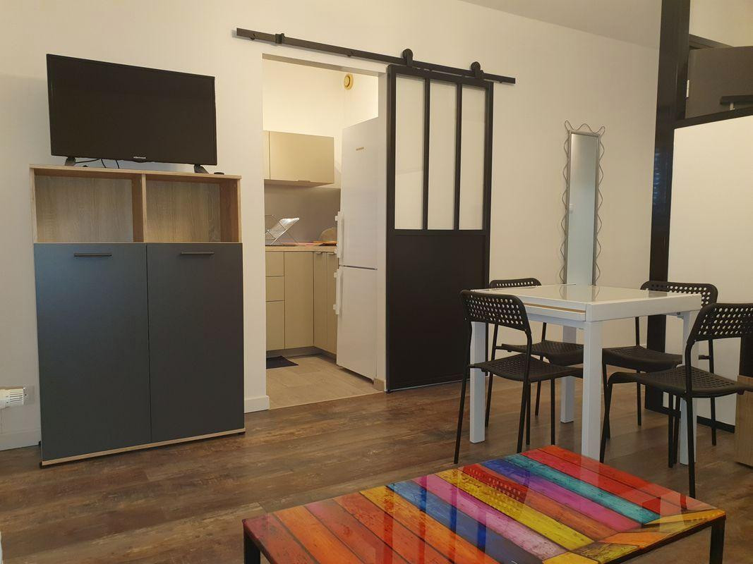 
                                                Location
                                                 F1 meublé 35m2 avenue de Colmar
