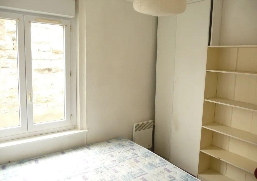 
                                                Location
                                                 F1 meublé en bon état à Lille Fives