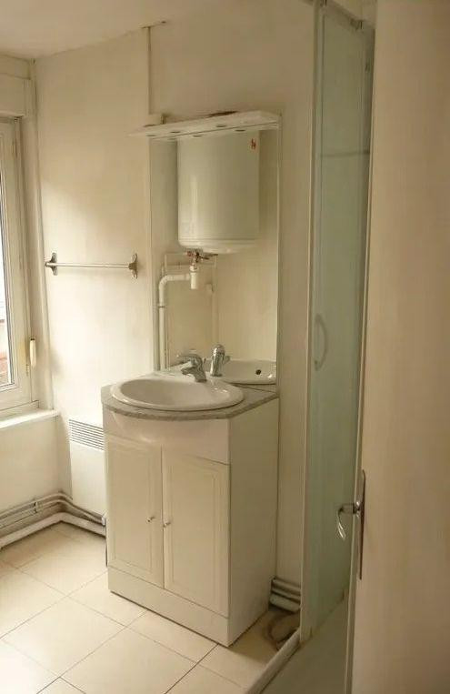 
                                                Location
                                                 F1 meublé en bon état à Lille Fives