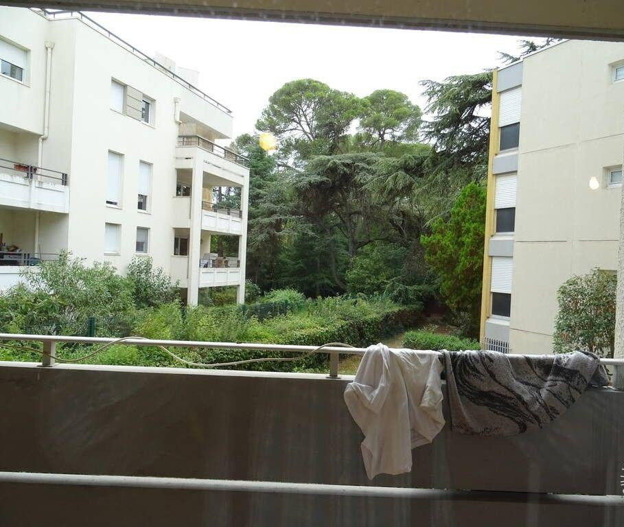 
                                                Location
                                                 F2  1ᵉʳ étage 45m² avec balcon 6m²