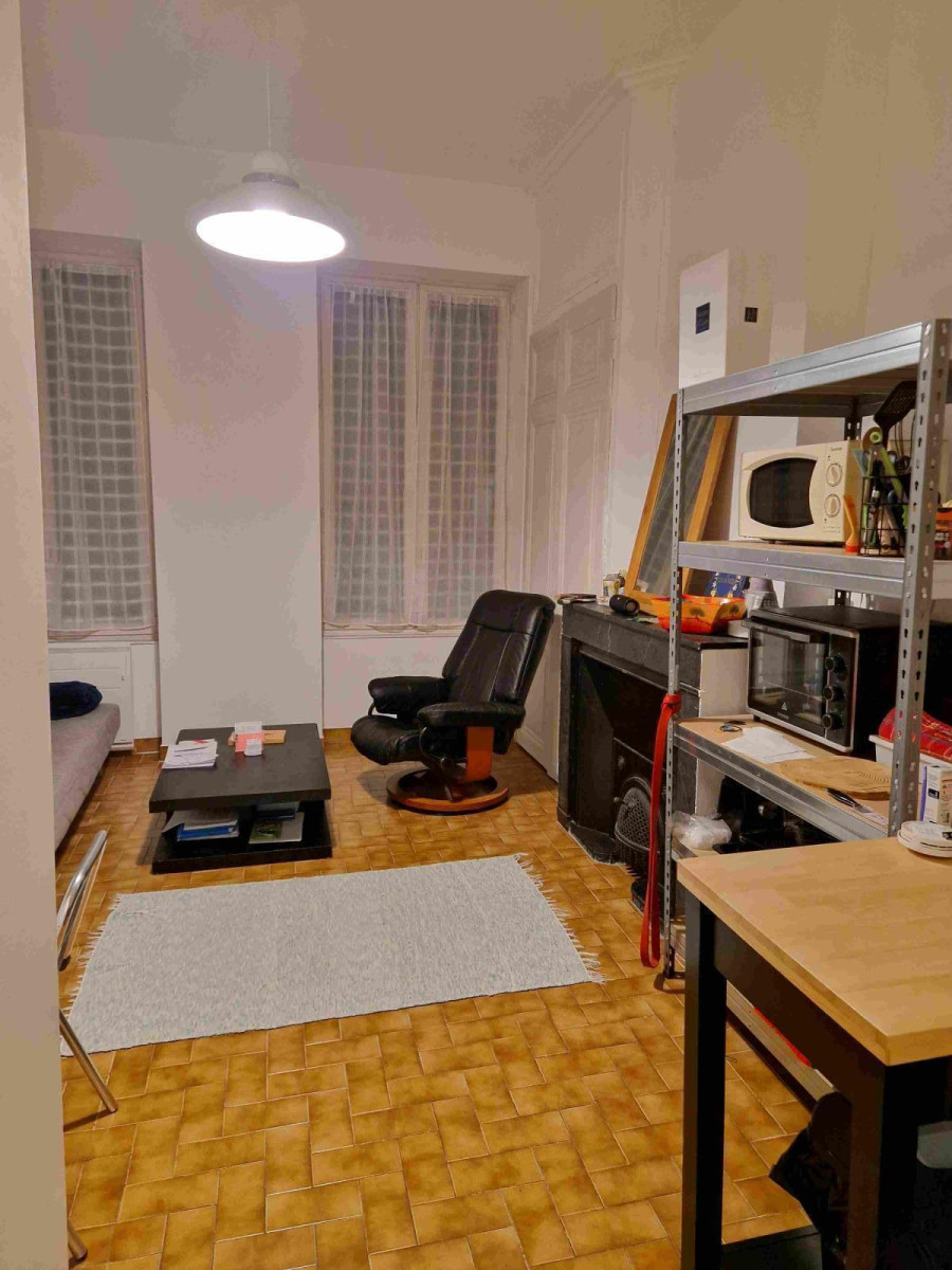 
                                                Location
                                                 F2 30m2 Charpennes limite Lyon 6è, métro A et B