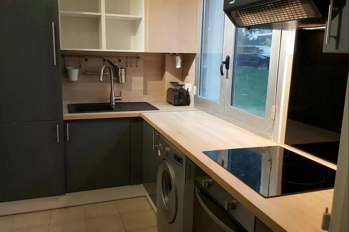 
                                                Location
                                                 F2 43m² meublé - parking privé - 1mn métro