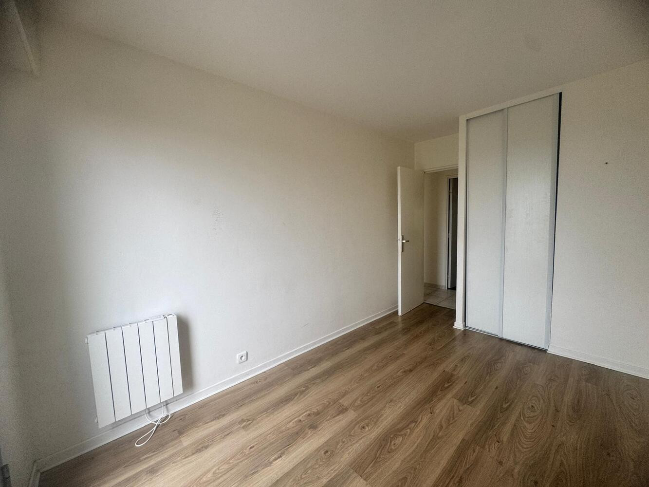 
                                                Location
                                                 F2 45,40m2 Noisy-le-Grand – Promenade Michel