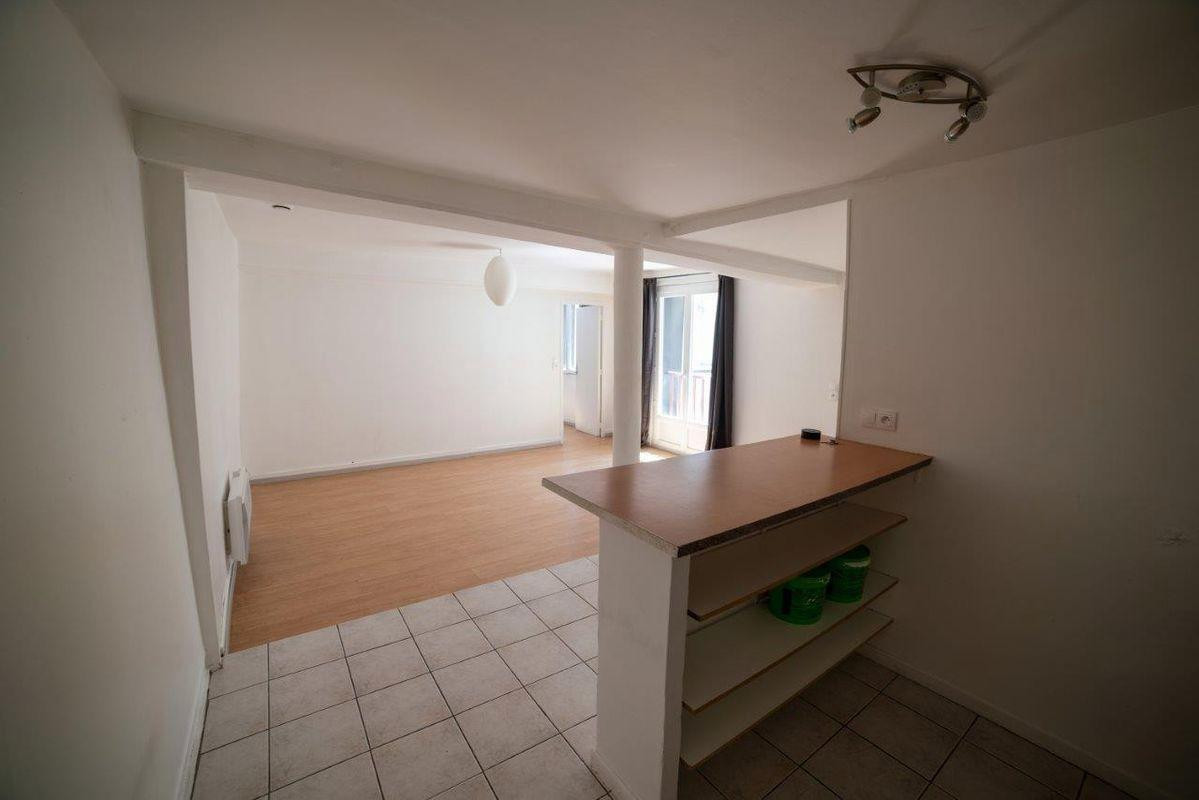 
                                                Location
                                                 F2 47m2 Rouen centre, calme et charme