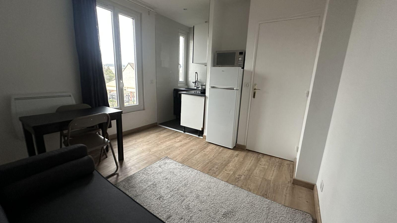 
                                                Location
                                                 F2 à louer meublé