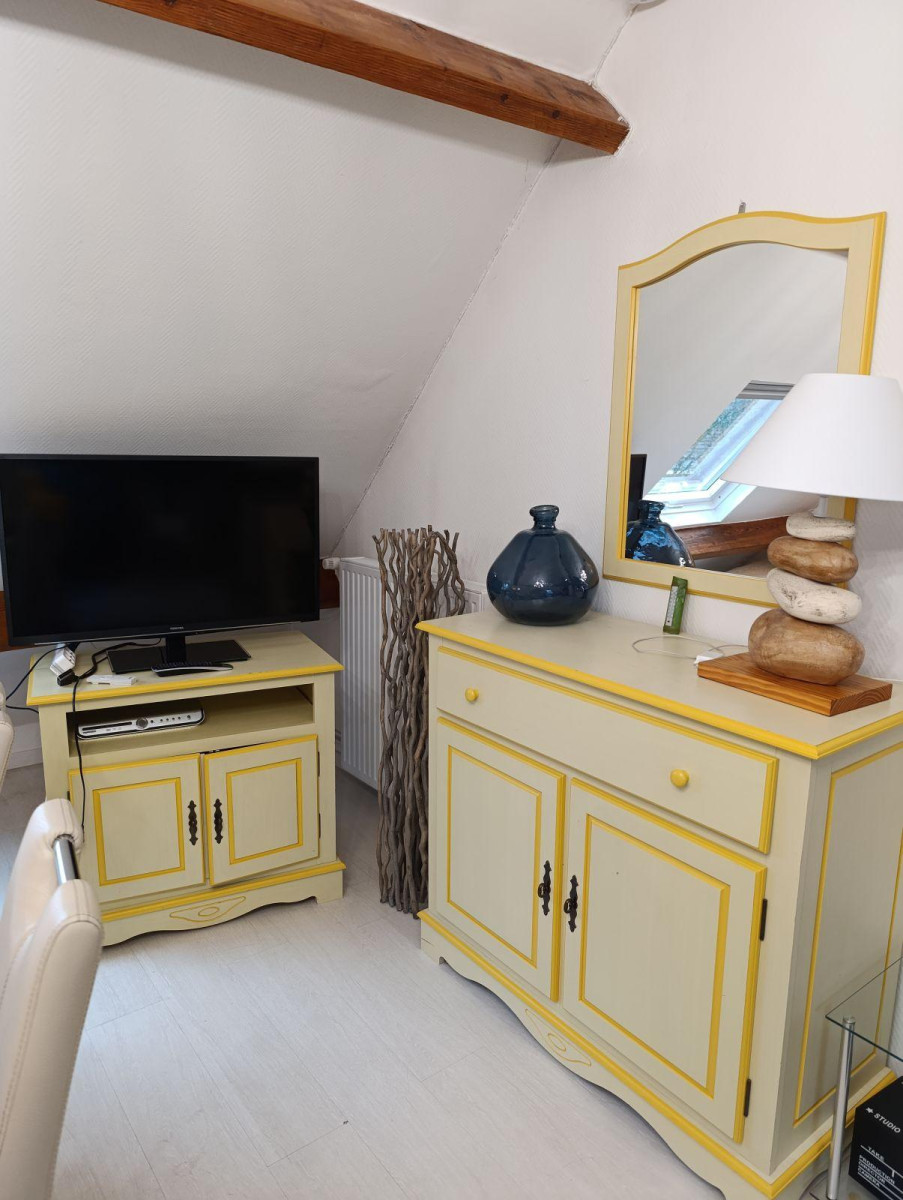 
                                                Location
                                                 F2 à louer, quartier très tranquille,