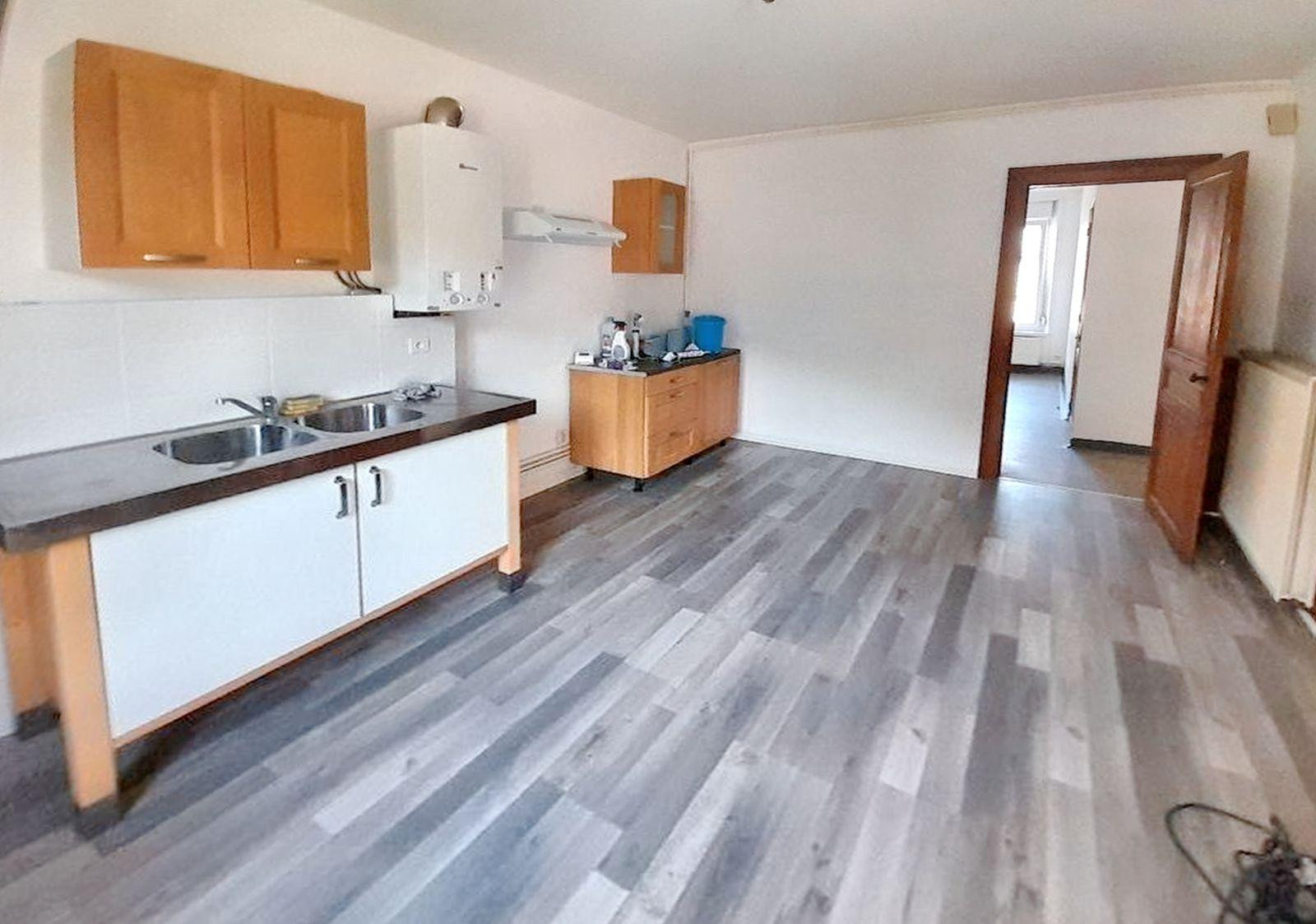 
                                                Location
                                                 F2 avec jardin - Lumineux et très calme