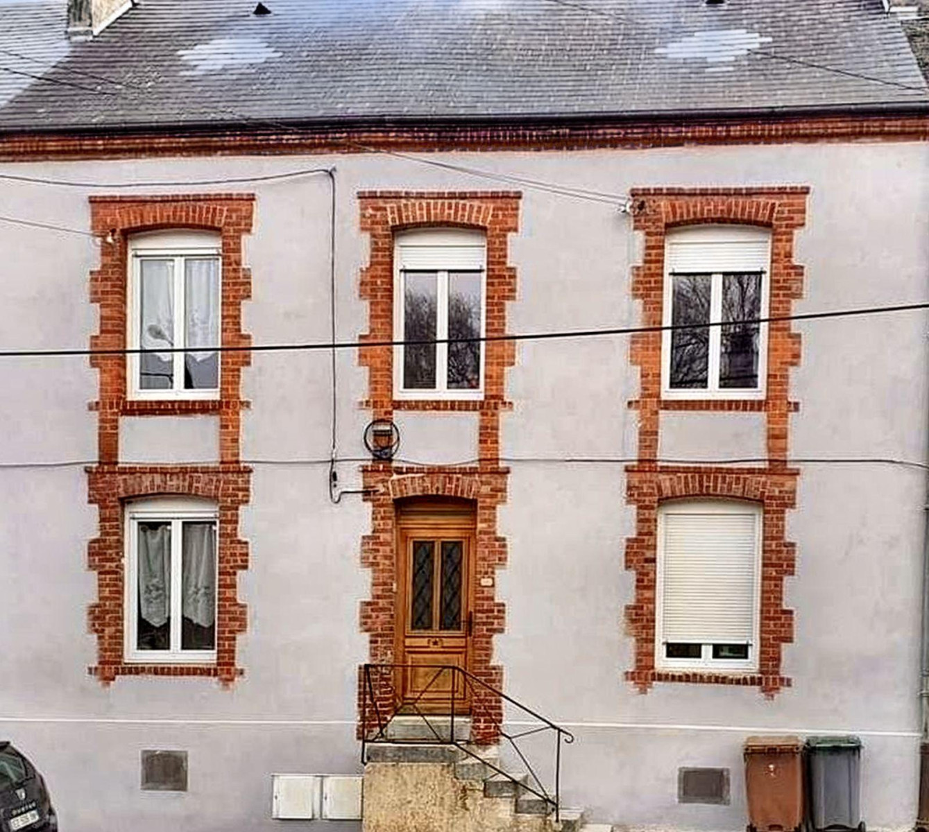 
                                                Location
                                                 F2 avec jardin - Lumineux et très calme