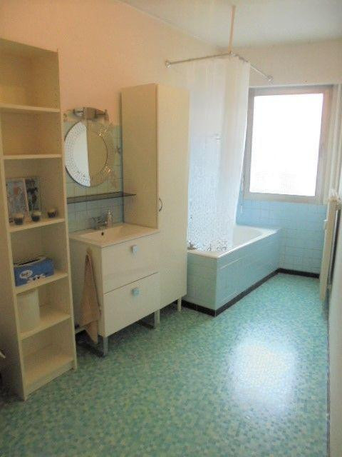 
                                                Location
                                                 F2 avec parking et cave - 18 rue Hermite à NANCY