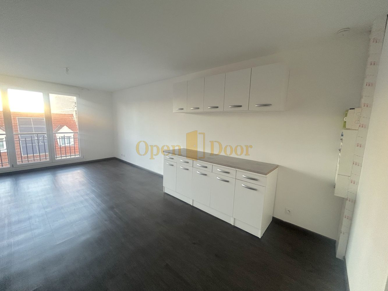 
                                                Location
                                                 F2 avec parking - Les Pavillons-sous-Bois