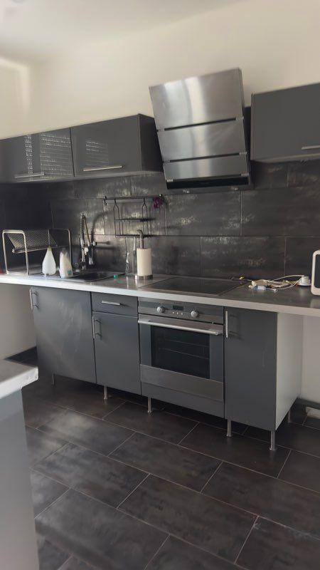 
                                                Location
                                                 F2 Bobigny zone pavillonnaire