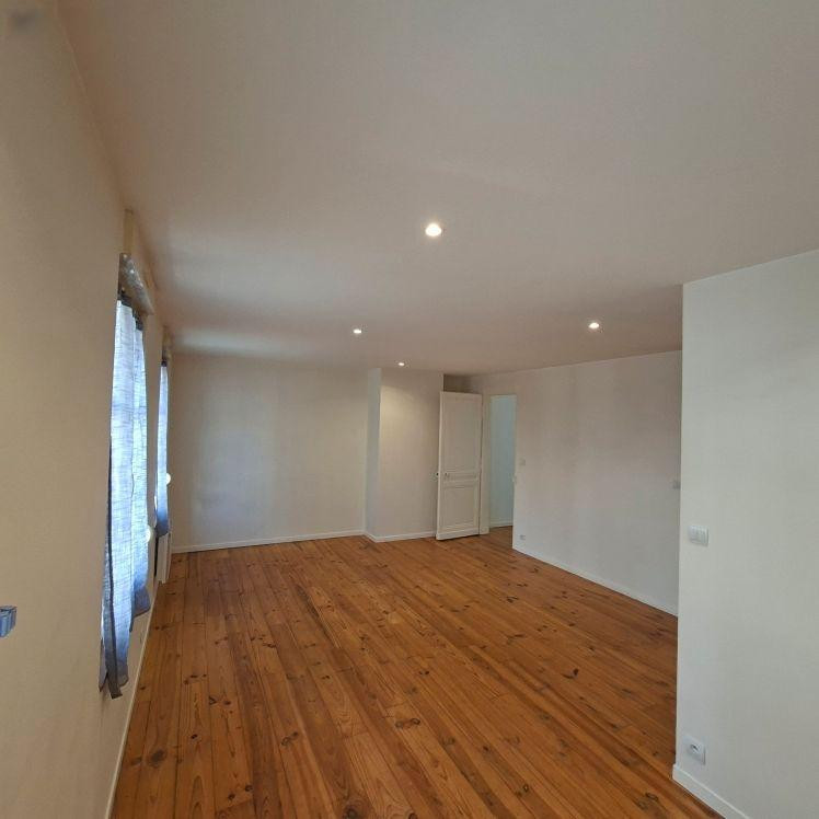 
                                                Location
                                                 F2 centre St Sever