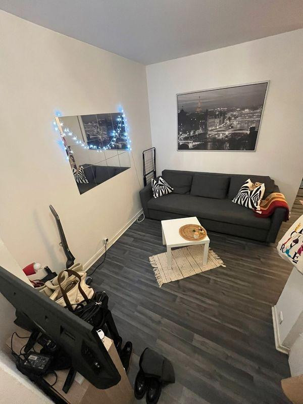 
                                                Location
                                                 F2 Courbevoie centre