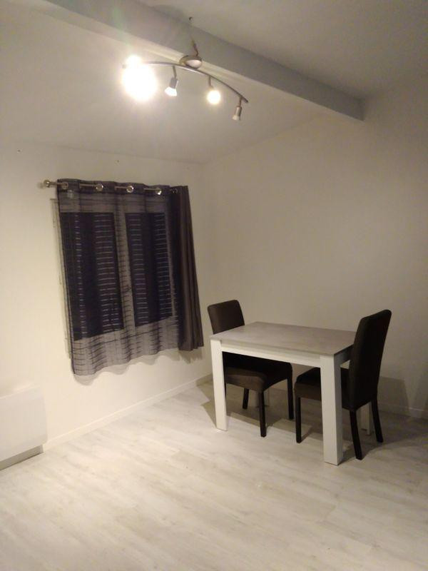 
                                                Location
                                                 F2 de 27 m2 à louer aux portes de La Défense