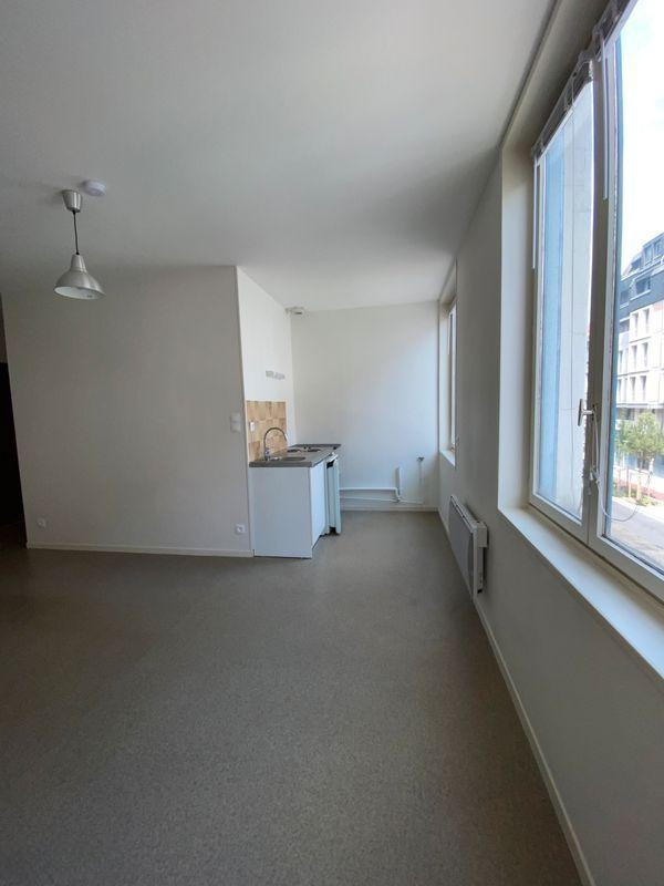 
                                                Location
                                                 F2 de 32 m2 au 306 rue Solférino