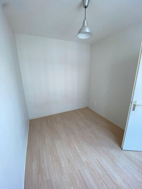 
                                                Location
                                                 F2 de 32 m2 au 306 rue Solférino